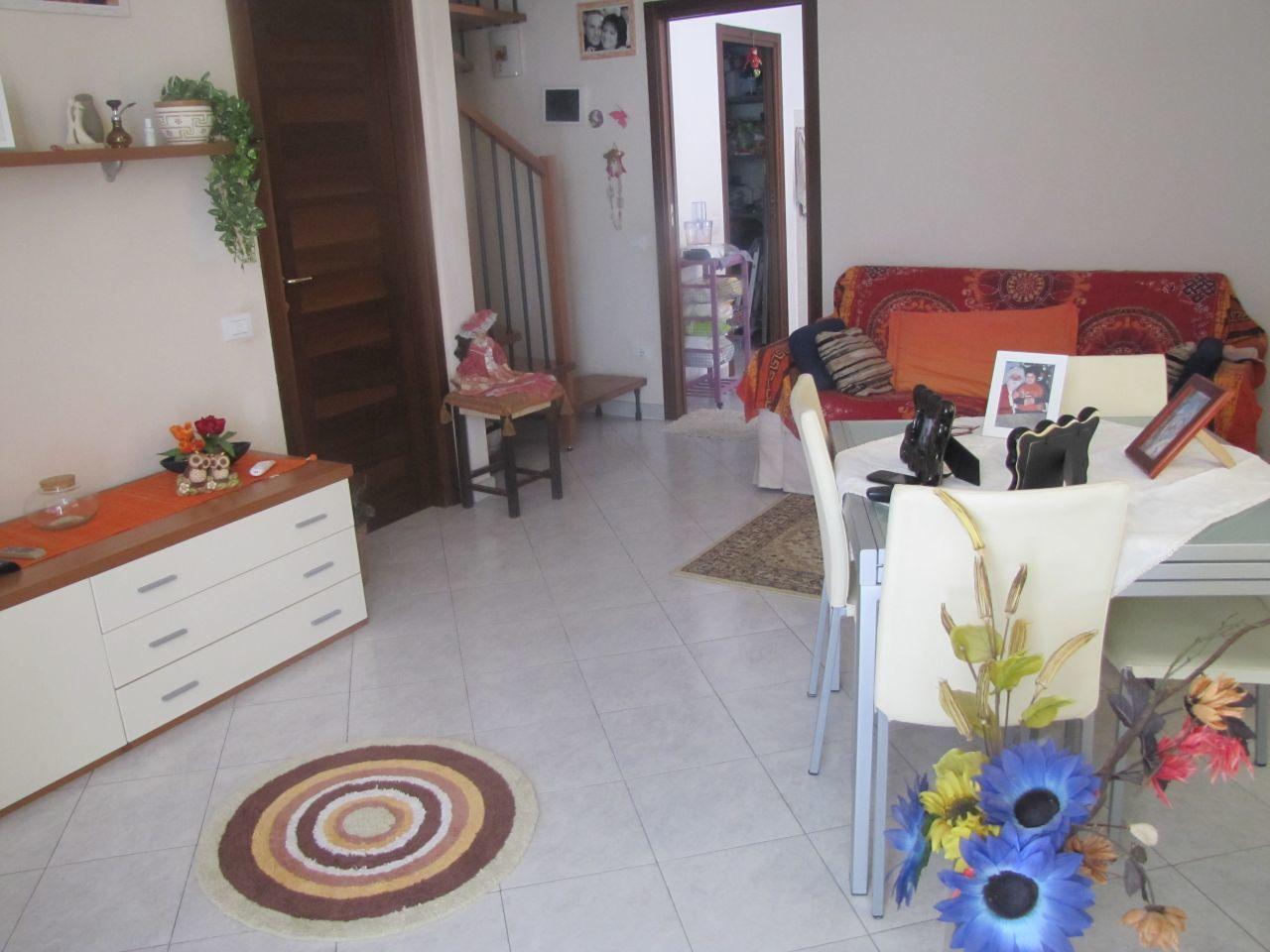 Vendita Quadrivani, Santo Stefano di Magra foto