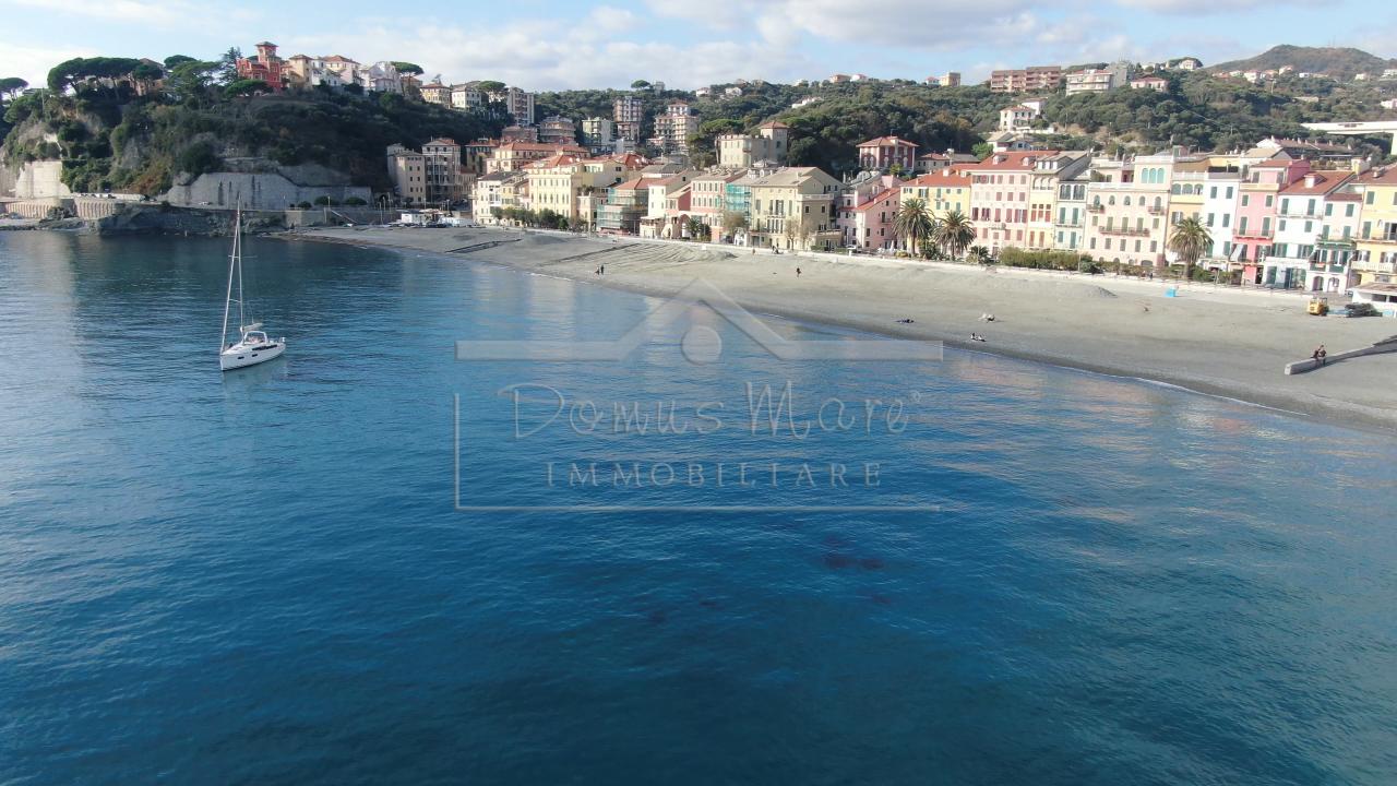 Vendita Multivani, Celle Ligure foto