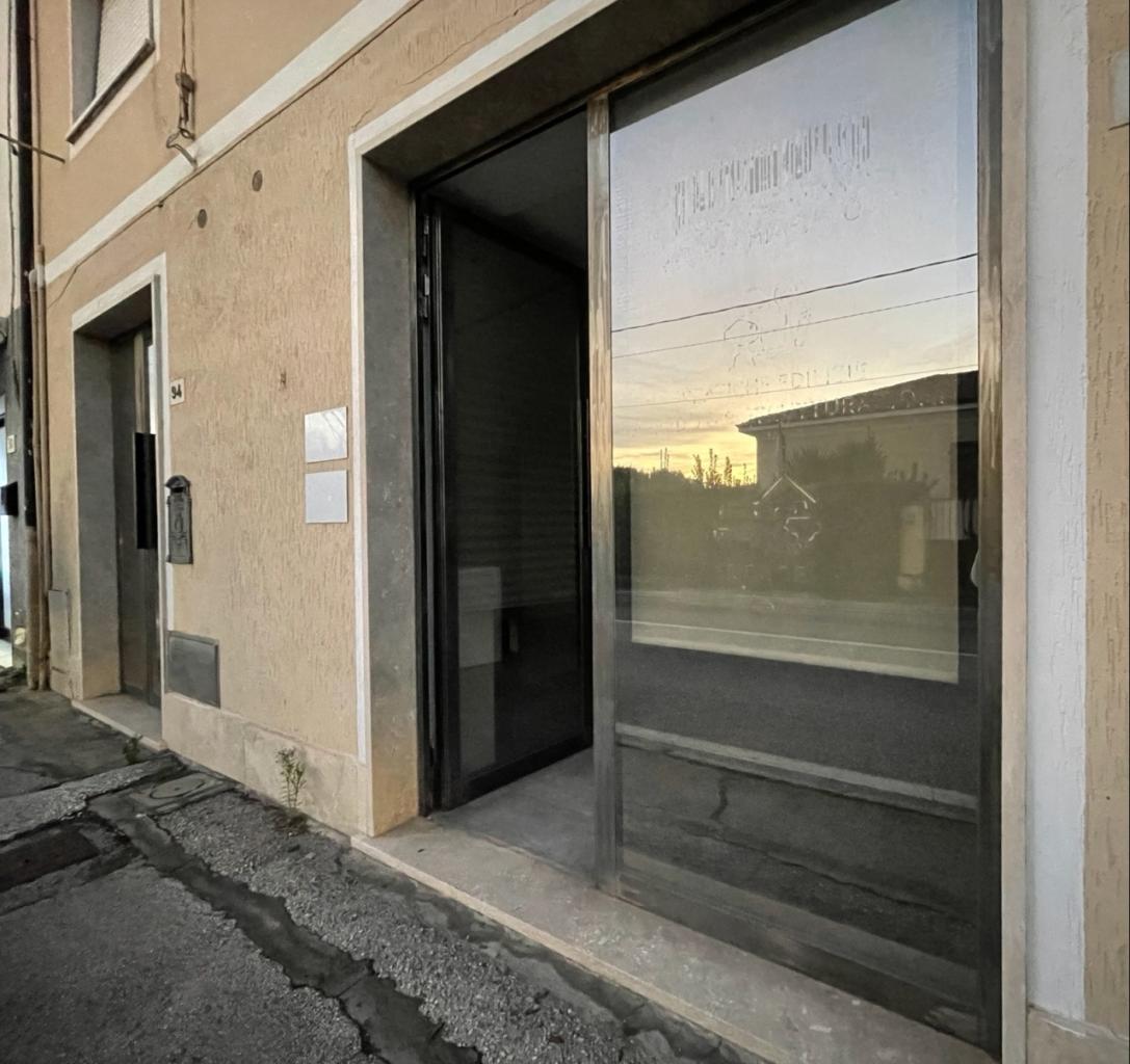 Vendita Bivani, Pietrasanta foto