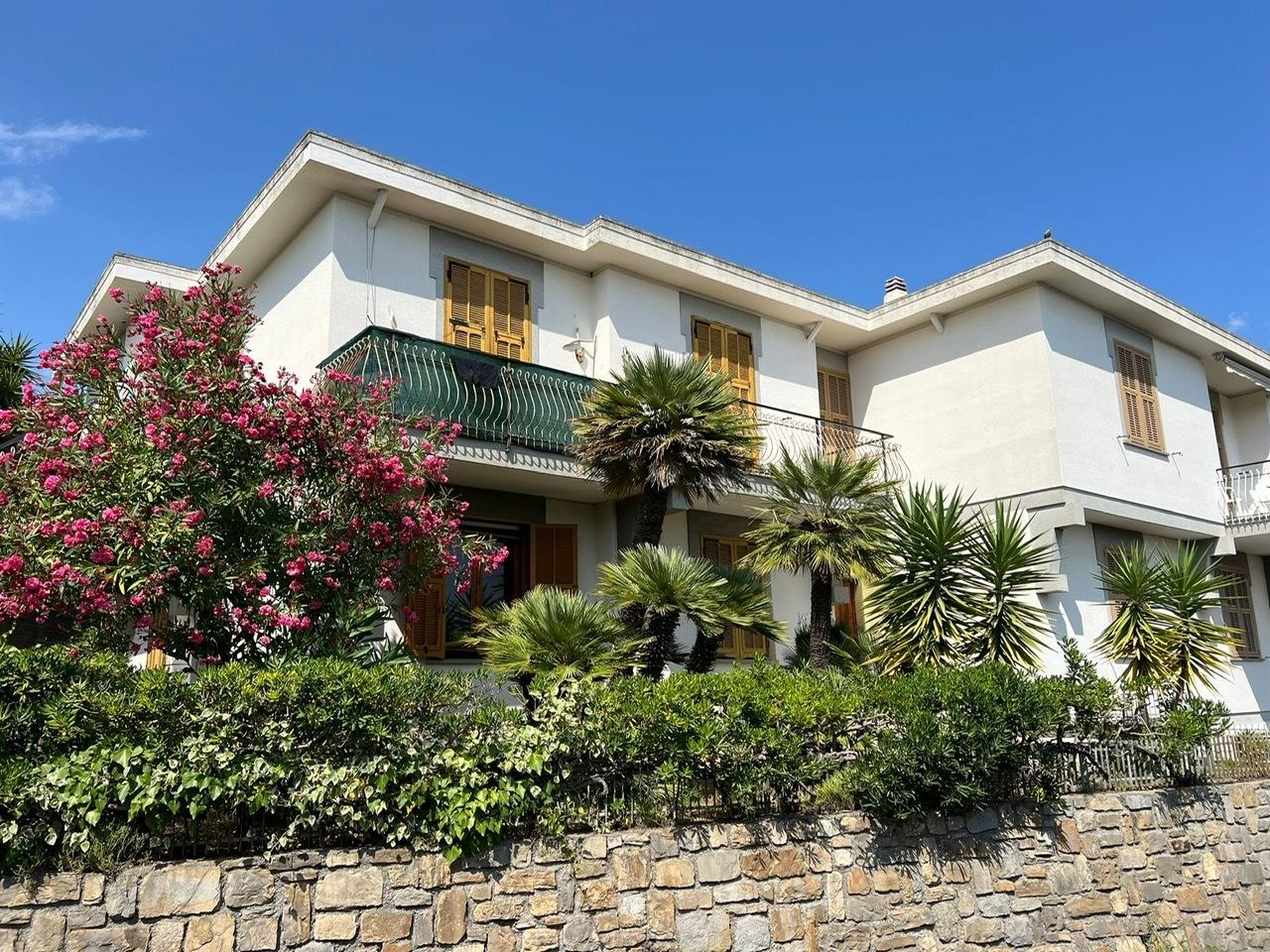 Vendita Trivani, Bordighera Vendita Trivani, Bordighera foto