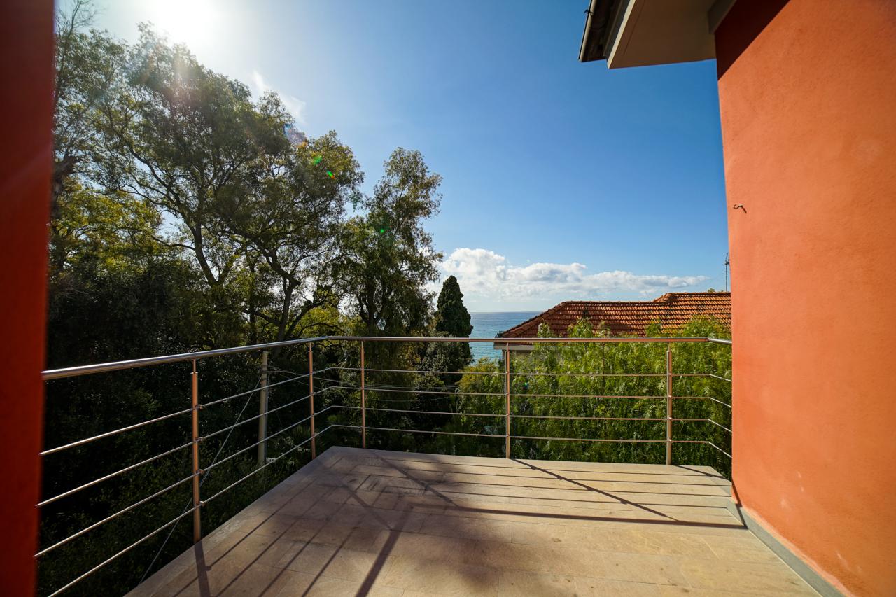 Vendita Multivani, Sanremo Vendita Multivani, Sanremo foto