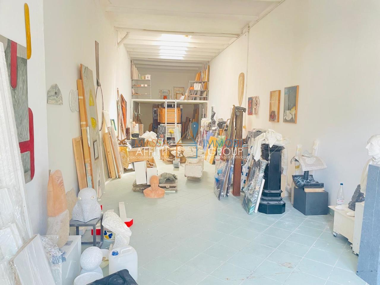 Vendita Bivani, Massa foto