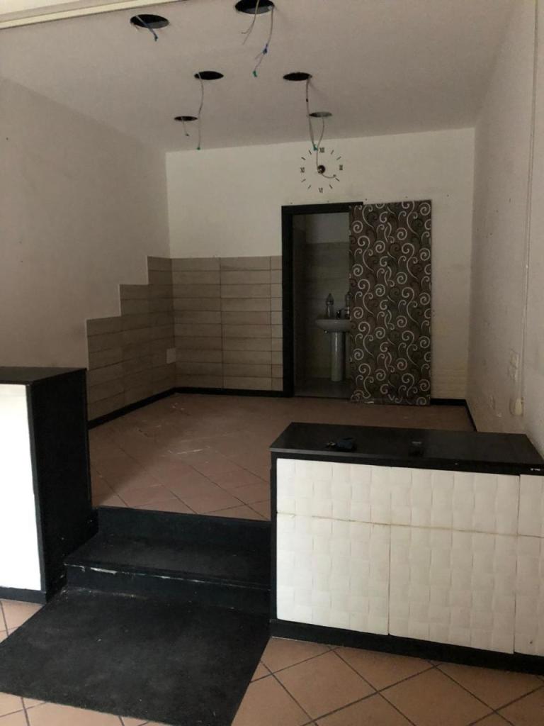 Sale Two rooms, Salerno foto