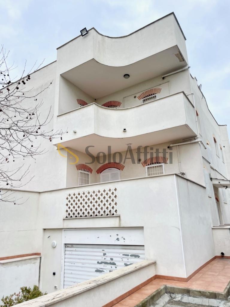 Affitto Trivani, Bari foto