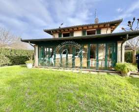 Affitto Eptavani, Pietrasanta