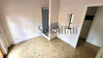 Affitto 1 vetrina, Senigallia