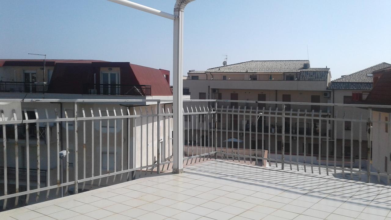 Vendita Quadrivani, Gizzeria foto