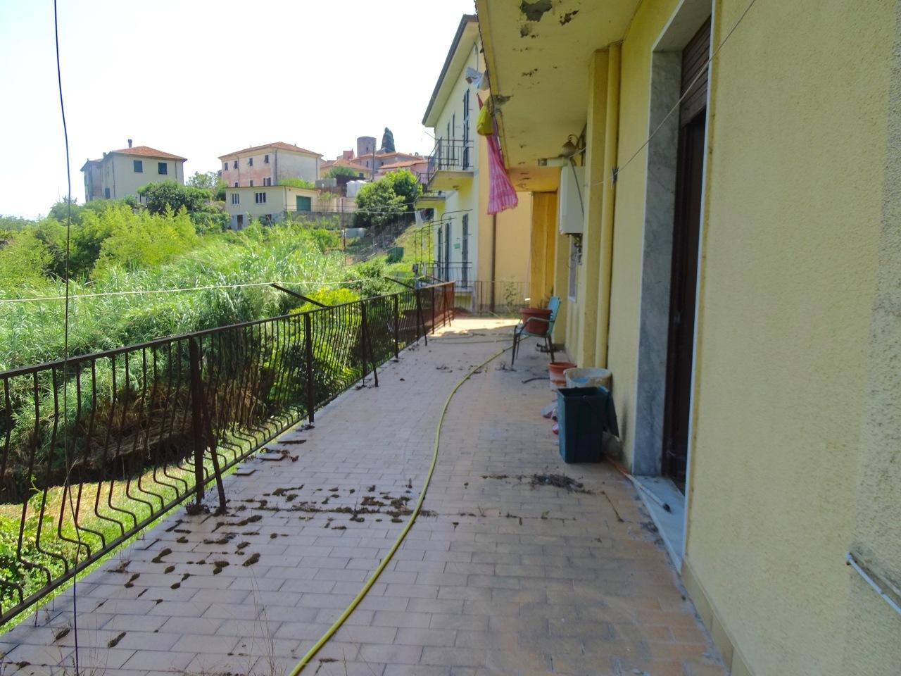 Vendita Pentavani, Ameglia foto