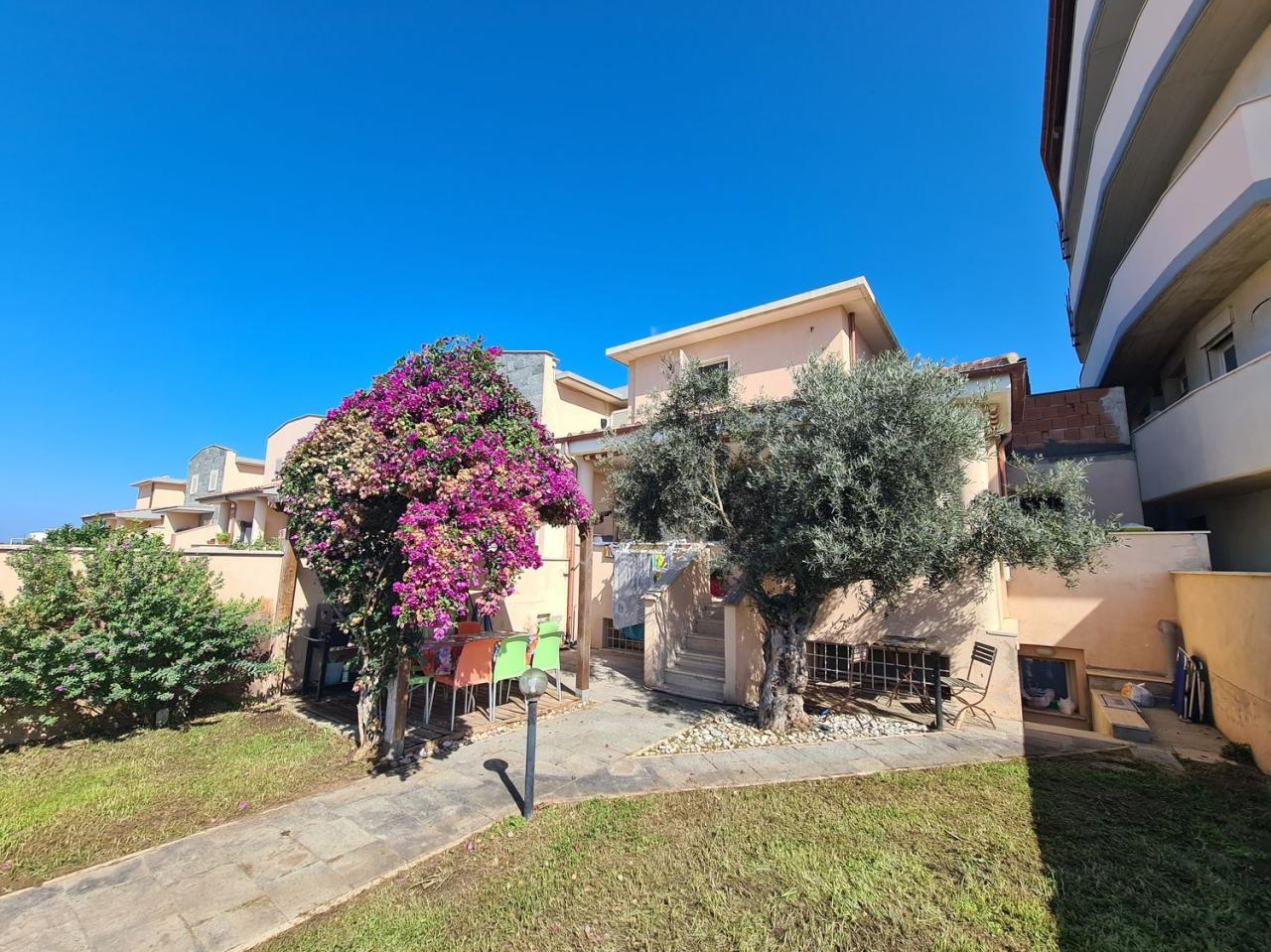 Vendita Pentavani, Fiumicino Vendita Pentavani, Fiumicino foto