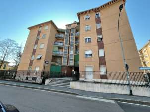 Vendita Trivani, Magenta Vendita Trivani, Magenta