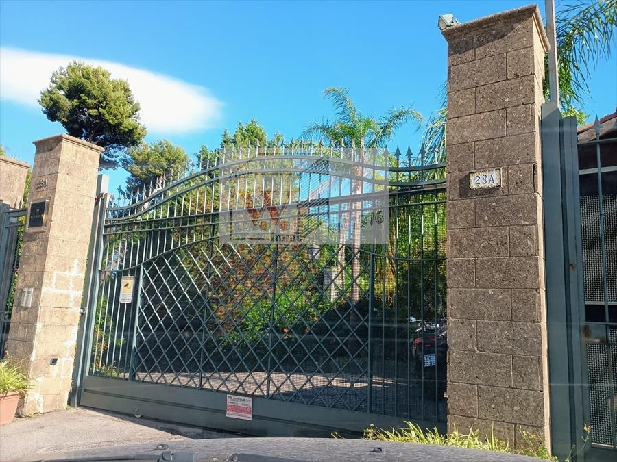 Vendita Casa indipendente, Napoli foto