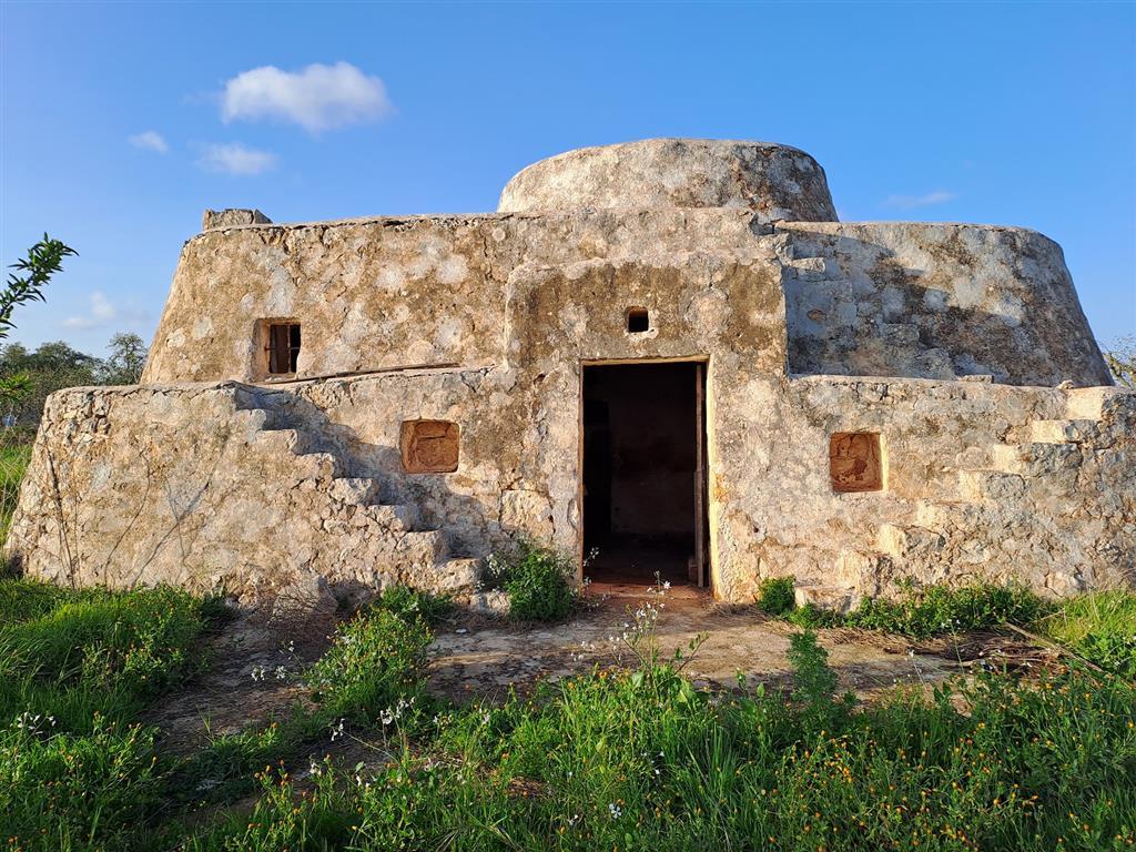Vendita Rustico, Ostuni foto