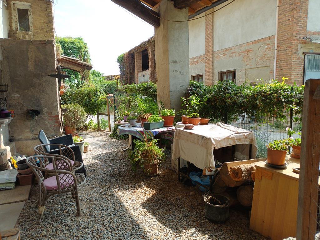Vendita Rustico, Piacenza foto