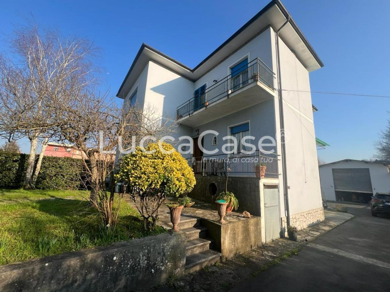 Vendita Appartamento, Lucca foto