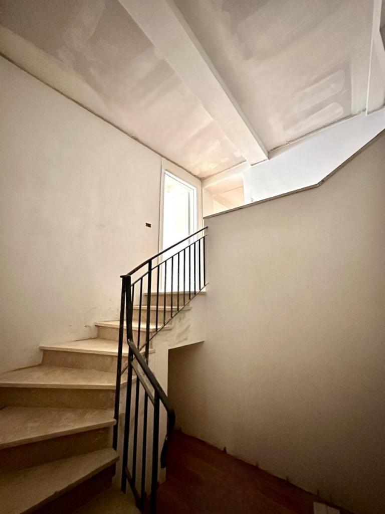 Vendita Monovano, Firenze foto