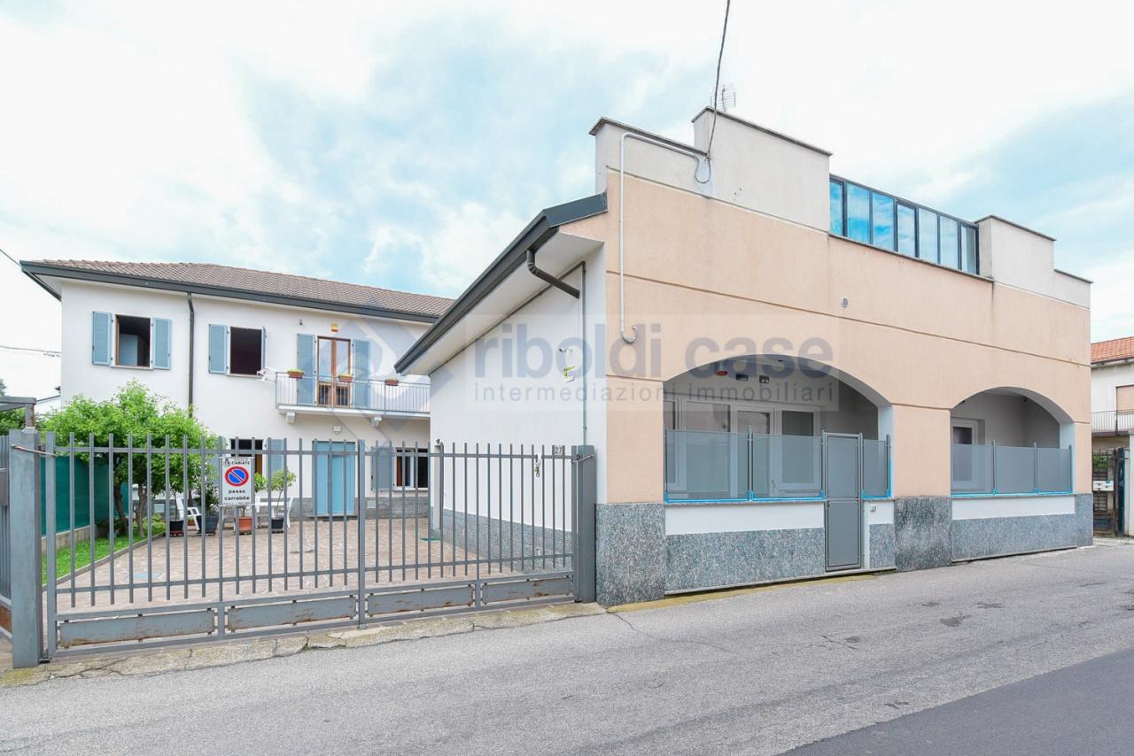 Vendita Multivani, Cabiate foto