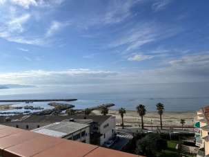 Vendita Pentavani, Follonica
