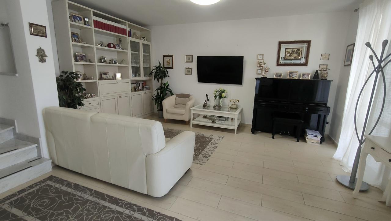 Verkauf Eptavani, Viareggio foto