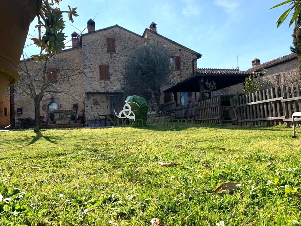 Vendita Pentavani, Siena foto