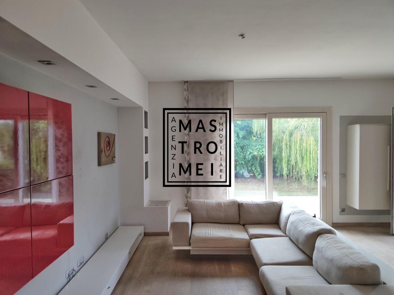 Venta Multivani, Capannori foto