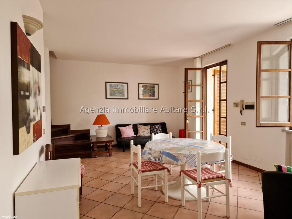 Venta Pentavani, Massa foto
