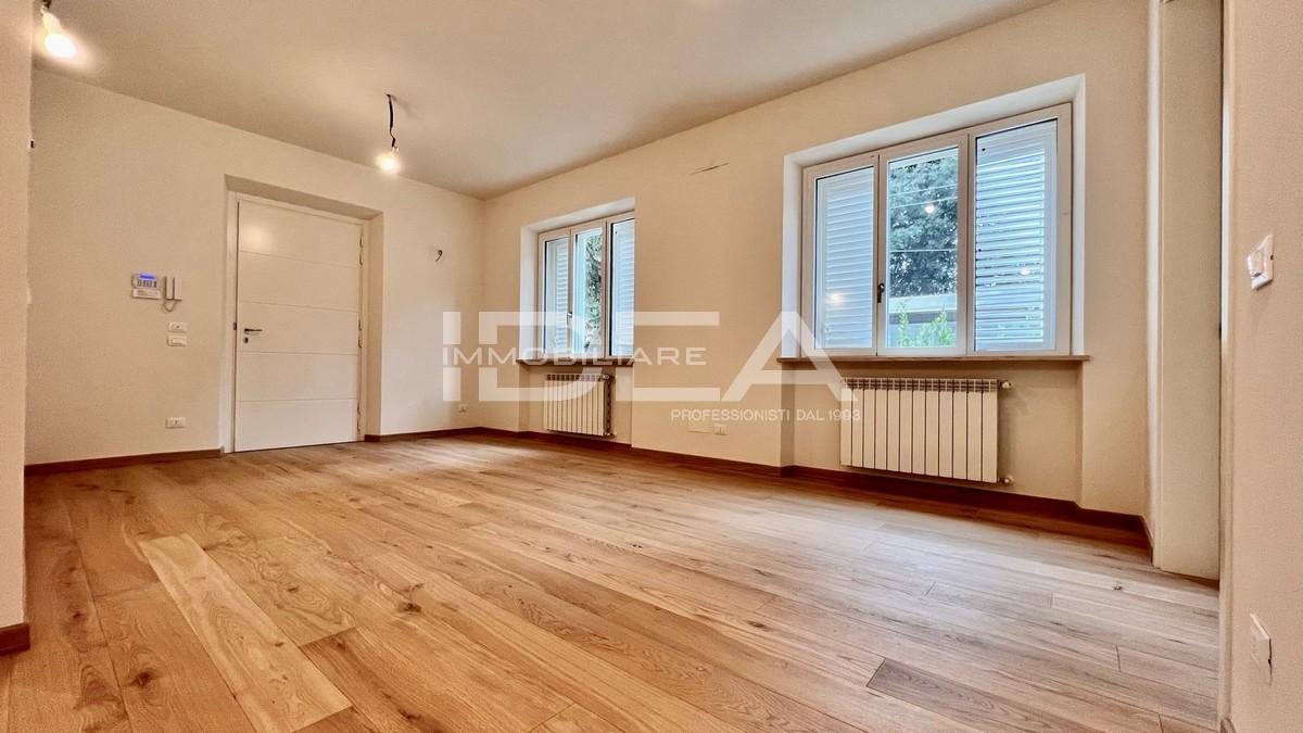 Vendita Pentavani, Pietrasanta Vendita Pentavani, Pietrasanta foto