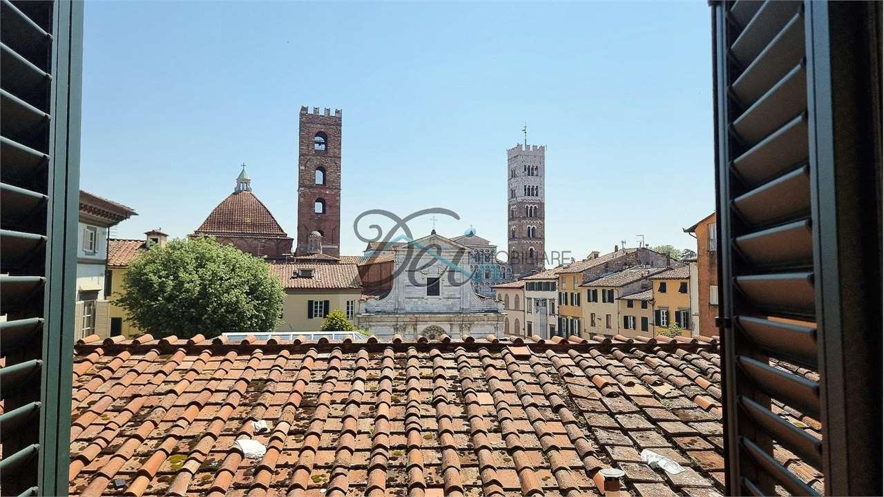 Vendita vendita, Lucca foto