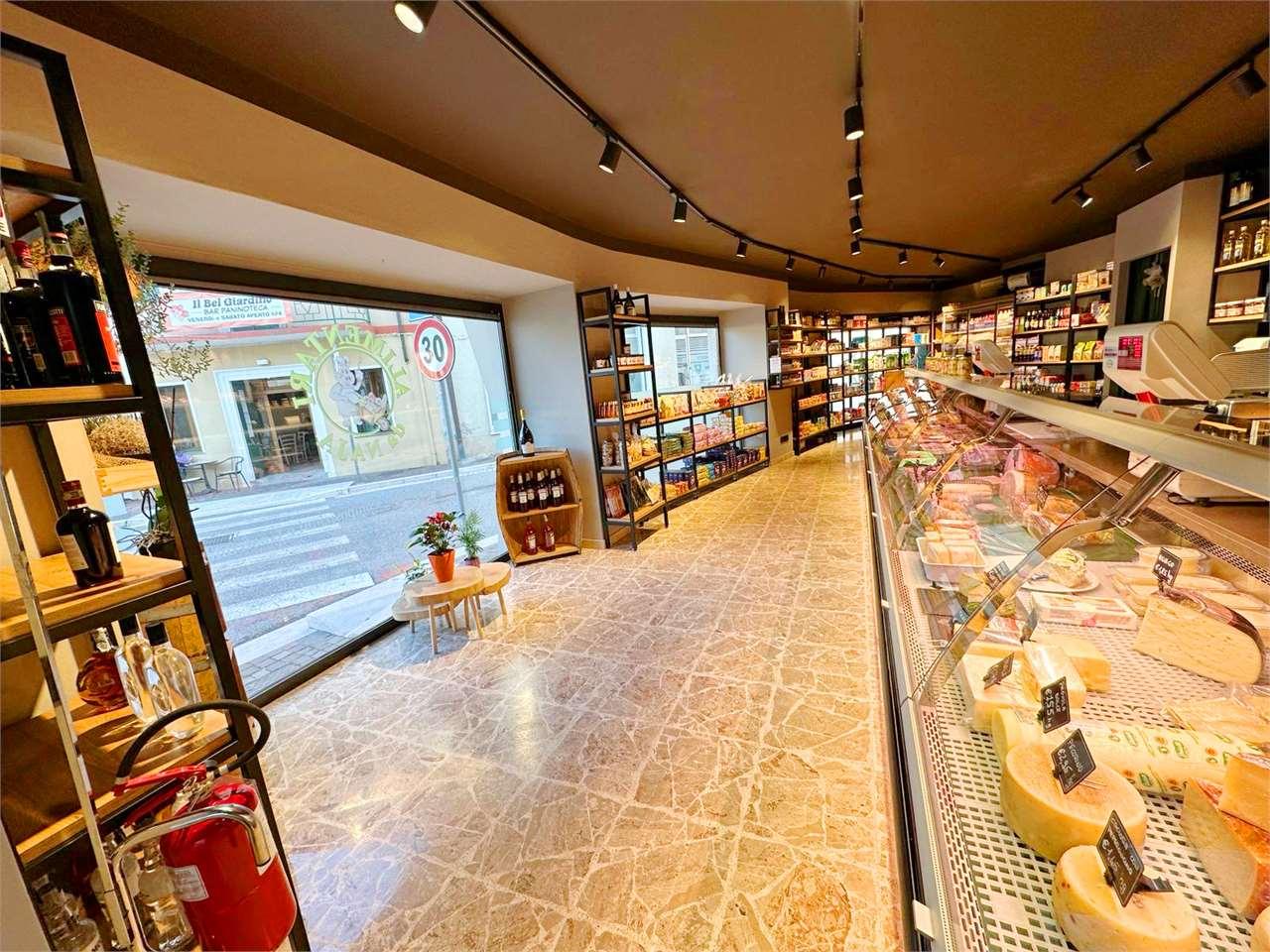 Vendita vendita, Montecchia di Crosara Vendita vendita, Montecchia di Crosara foto