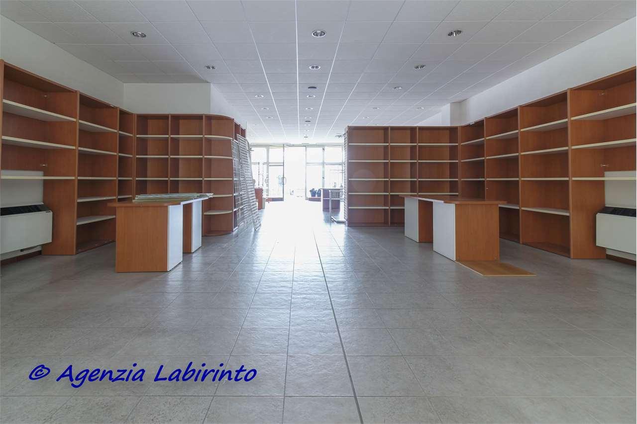 Vendita vendita, Forli foto