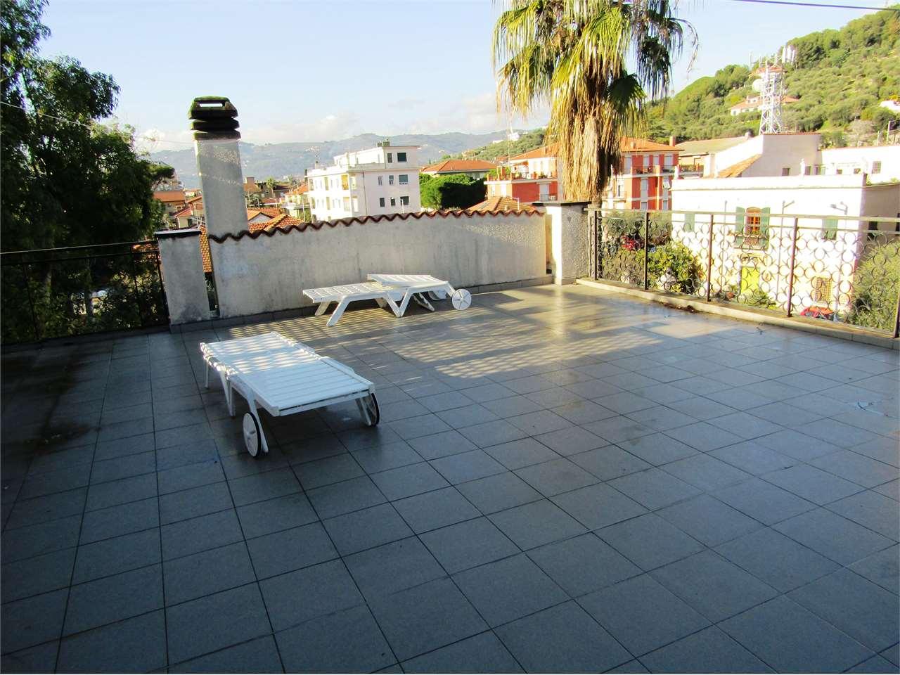 Vendita vendita, San Bartolomeo al Mare Vendita vendita, San Bartolomeo al Mare foto