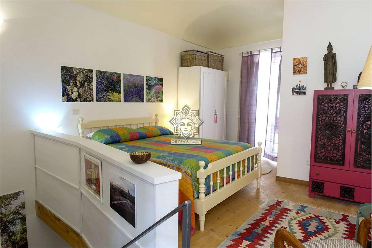 Renta affitto, Siracusa foto