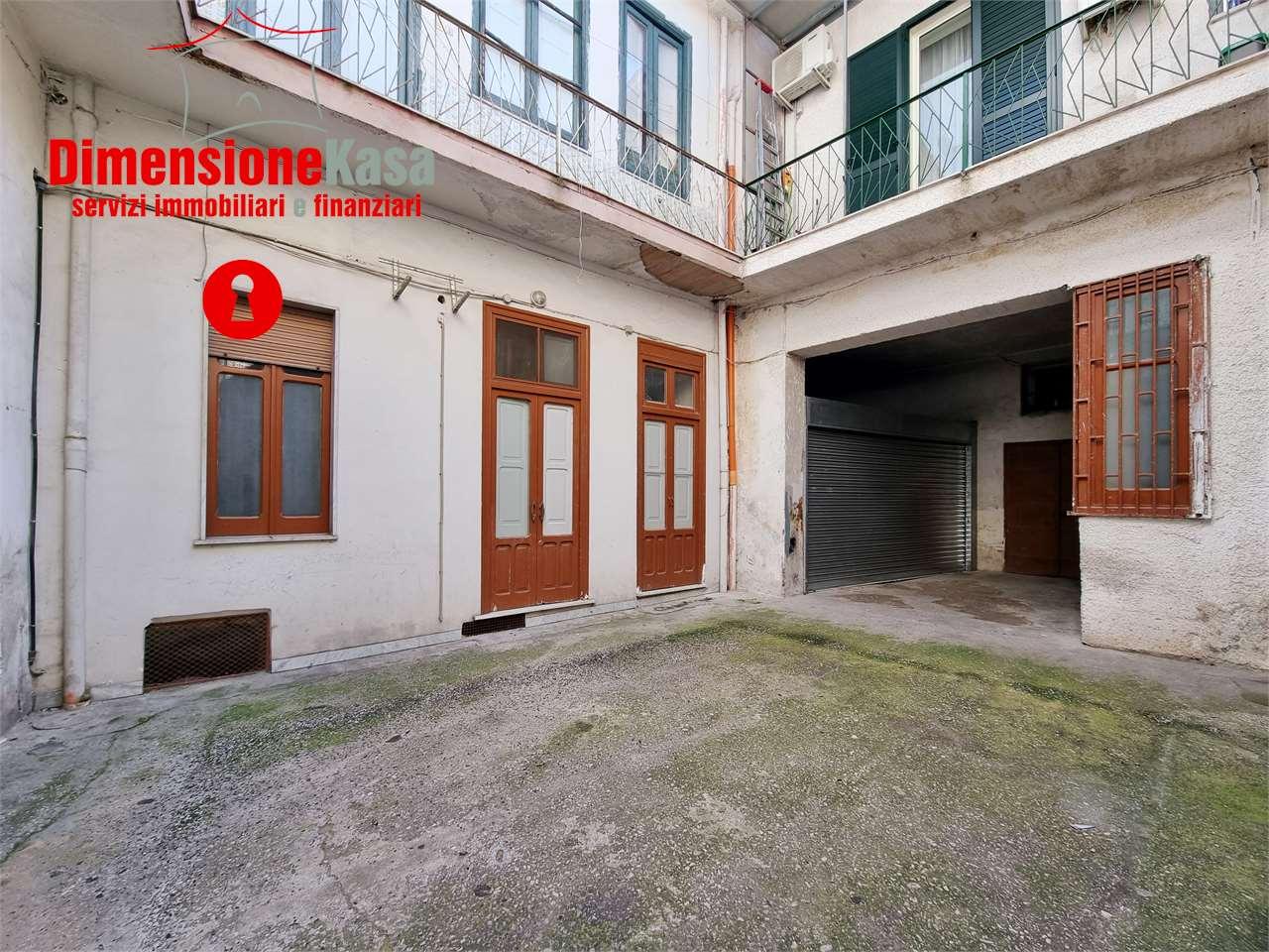 Vendita vendita, Cimitile foto