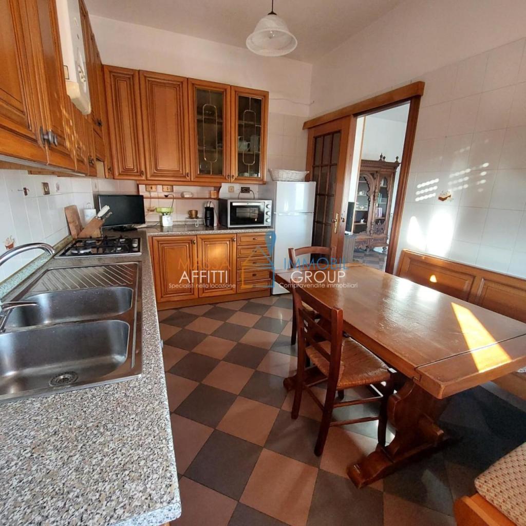 Vendita Quadrivani, Carrara foto