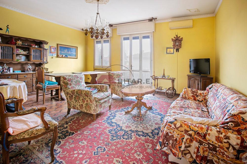 Vendita Trivani, Flero foto