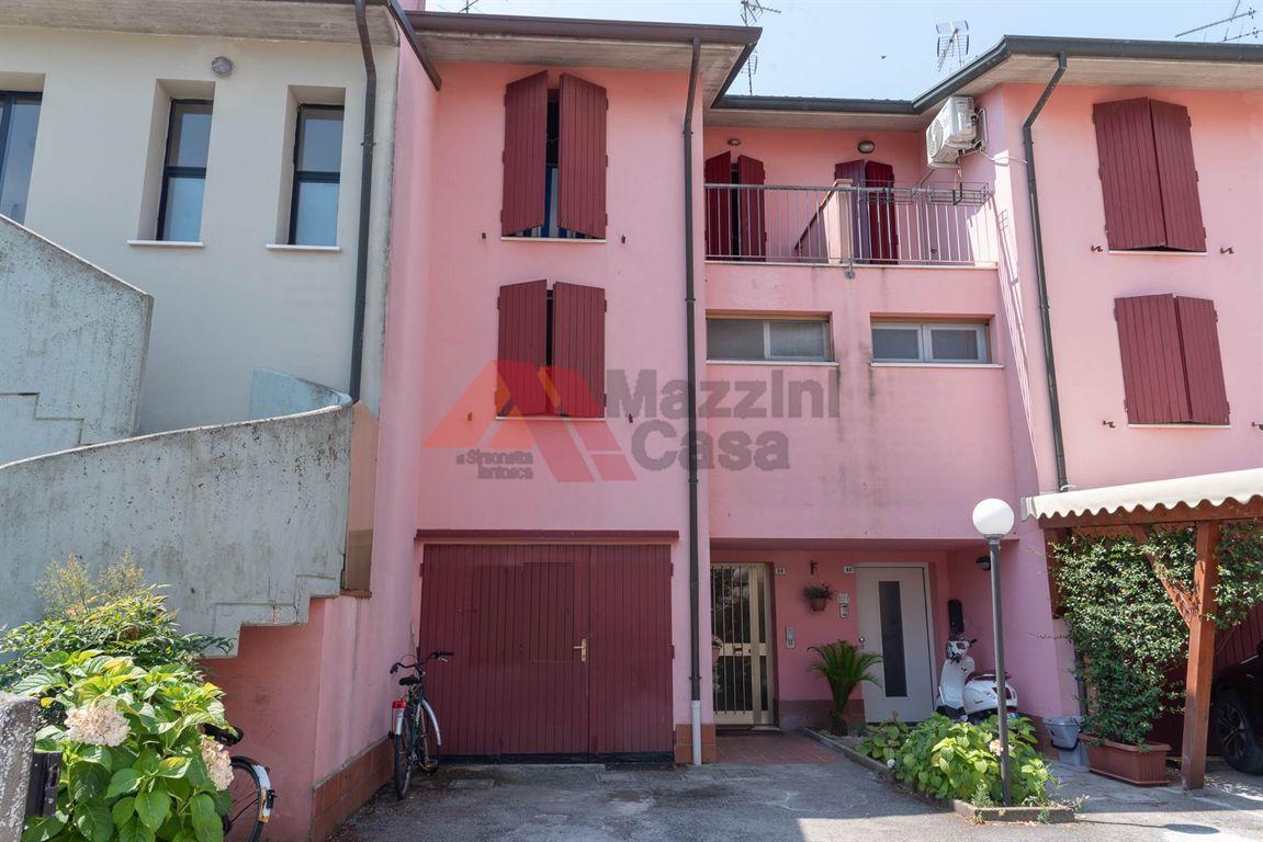 Vendita Villa a schiera, Ravenna foto