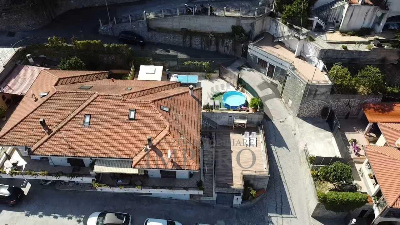 Vendita Pentavani, Camporosso foto