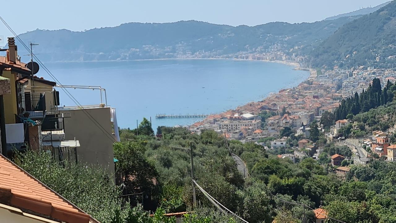 Vendita Pentavani, Alassio foto