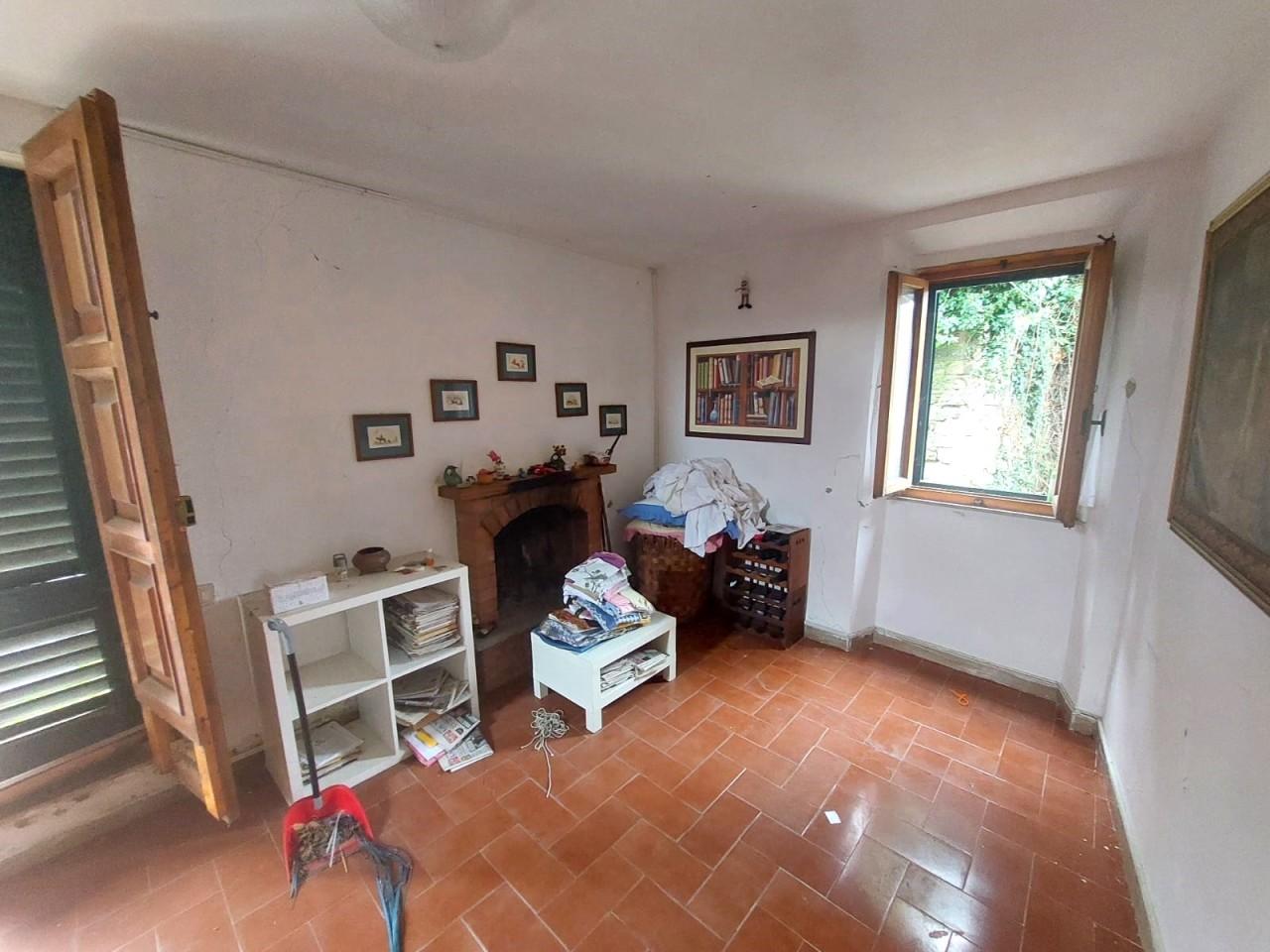 Vendita Quadrivani, Vernio foto