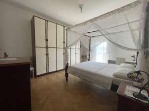 Rent false, Brescia Rent false, Brescia