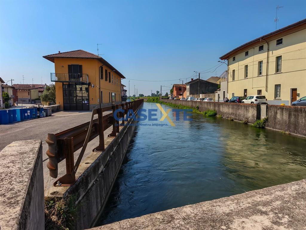 Vendita Casa Indipendente, Calcio foto