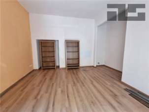 Affitto COMMERCIALE, Firenze