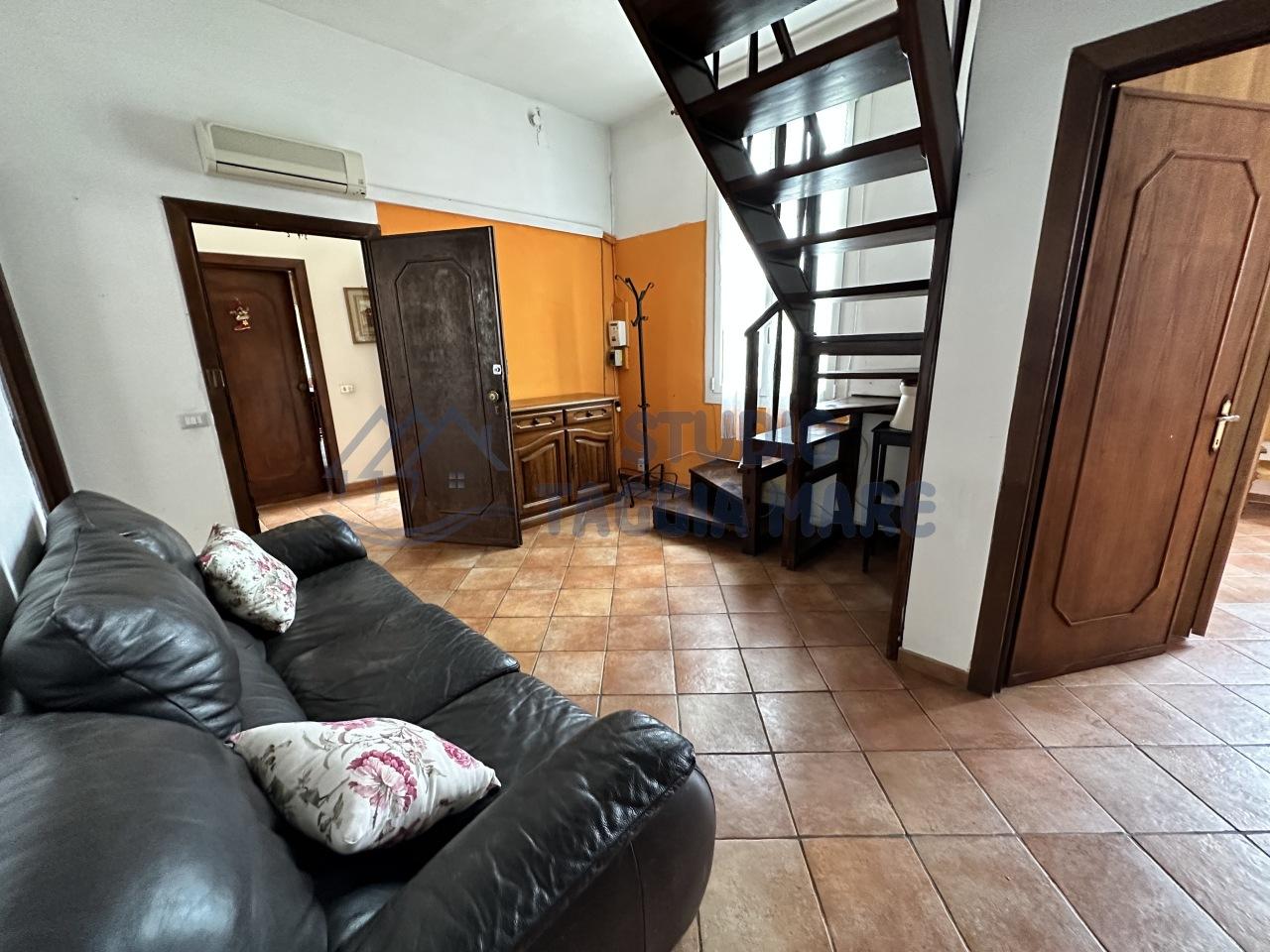 Vendita Quadrivani, Taggia Vendita Quadrivani, Taggia foto