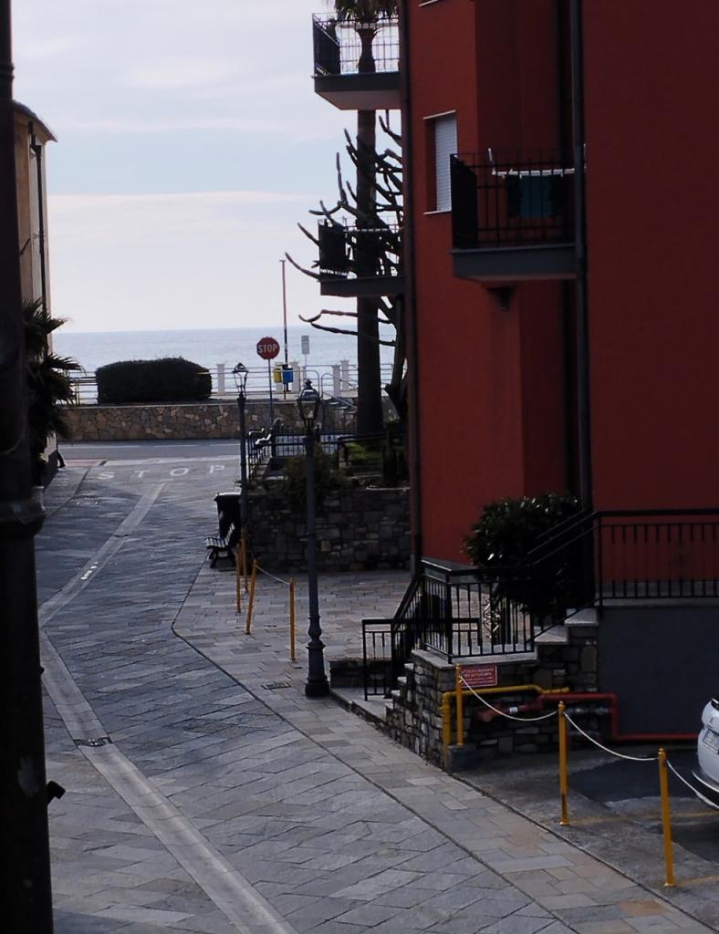 quadrivano in vendita ad Andora