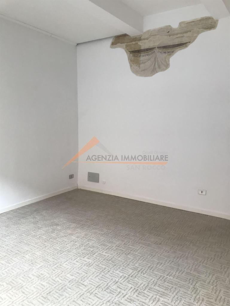 Affitto Negozio, Ravenna foto
