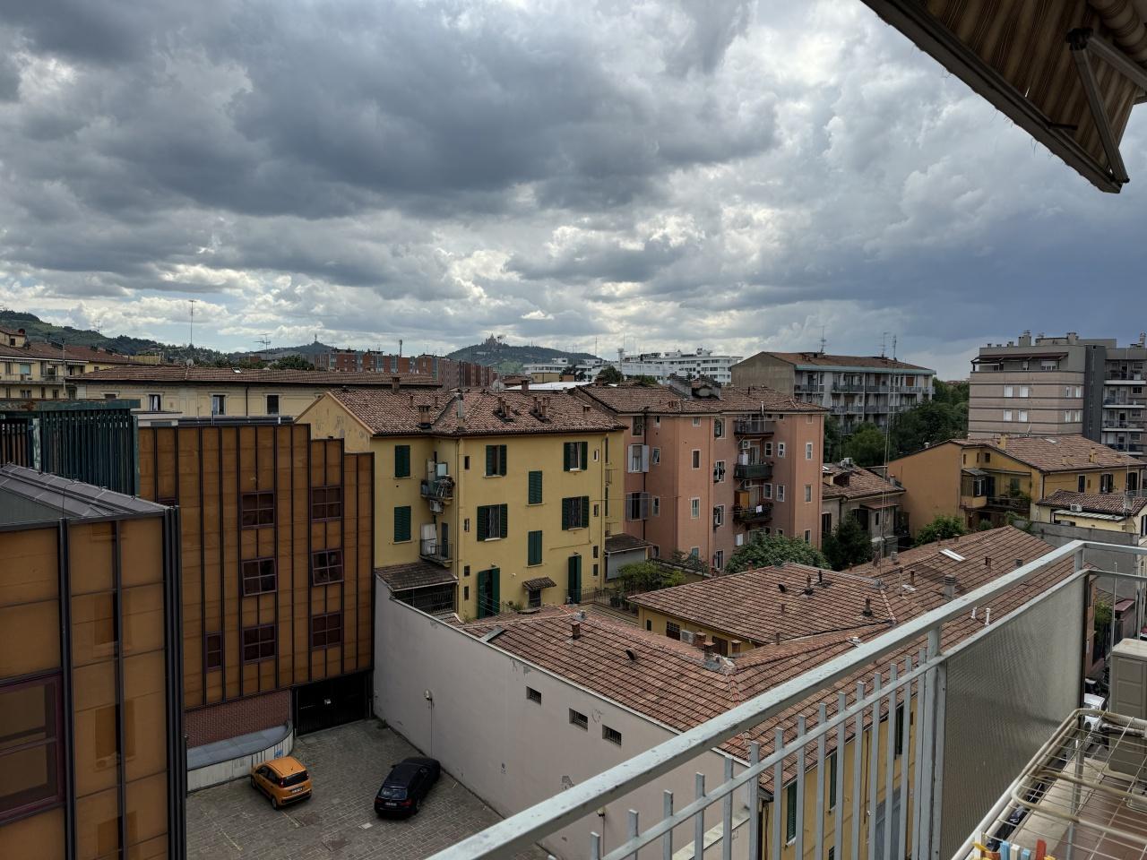 Vendita Quadrivani, Bologna foto
