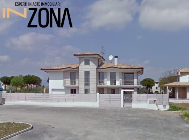 Vendita Quadrivani, Sant'Egidio alla Vibrata foto
