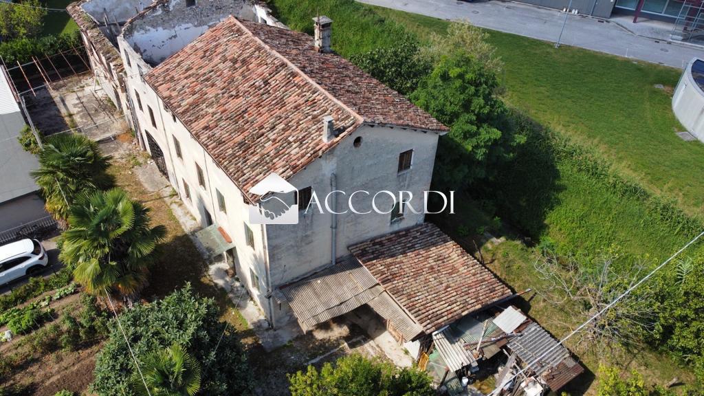 Vendita Eptavani, Conegliano foto