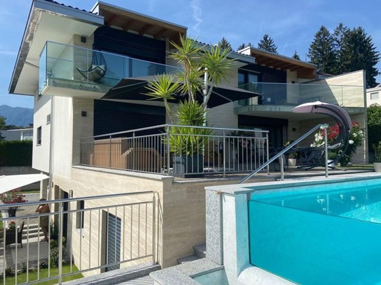 Vendita Multivani, Torino Vendita Multivani, Torino foto