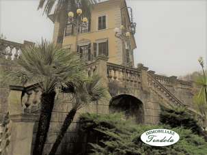 Vendita Villa, Carrara