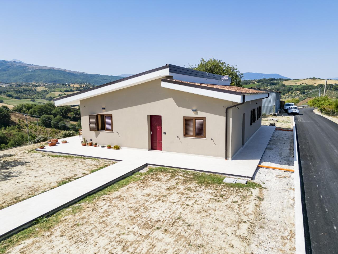 Vendita Eptavani, Manoppello foto